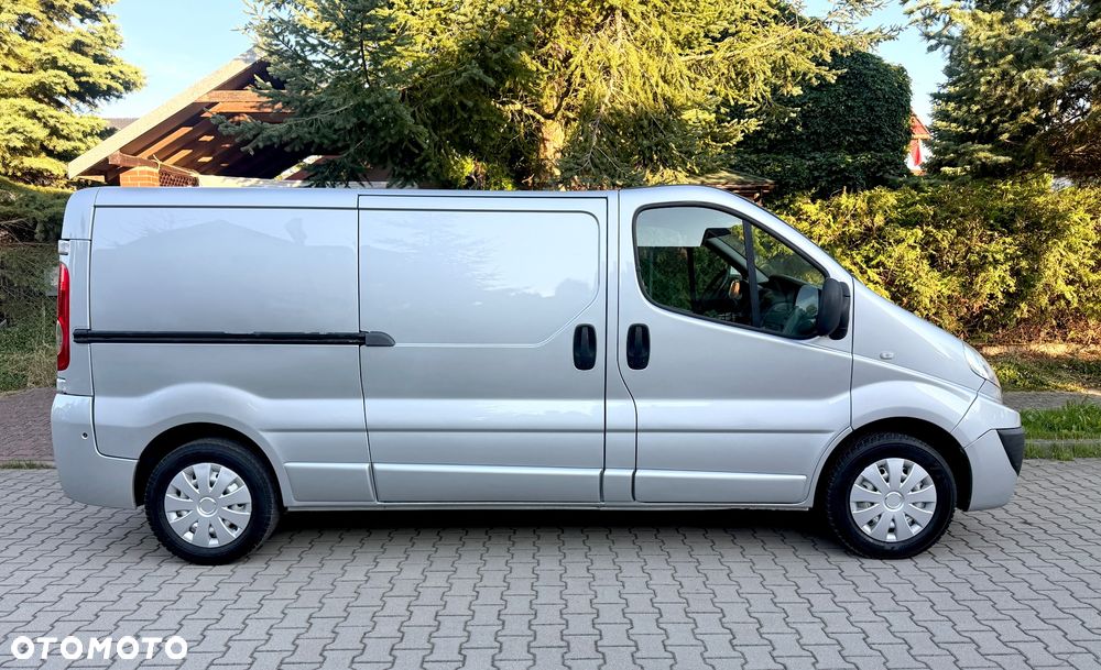 Renault Trafic Lift Long 2.0 DCI 114 KM Klima 2xdrzwi boczne piękny - 6