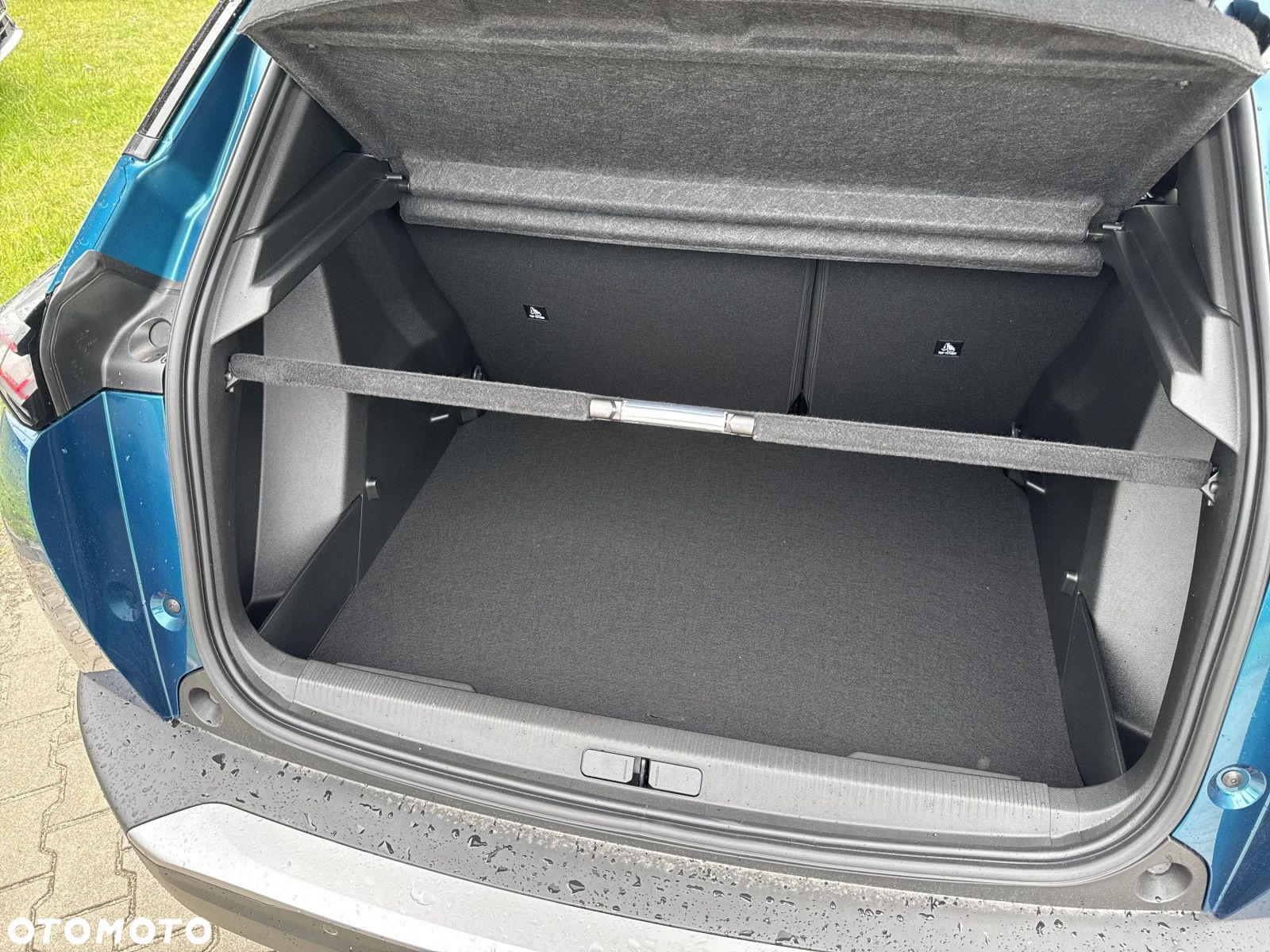 Peugeot 2008 - 13