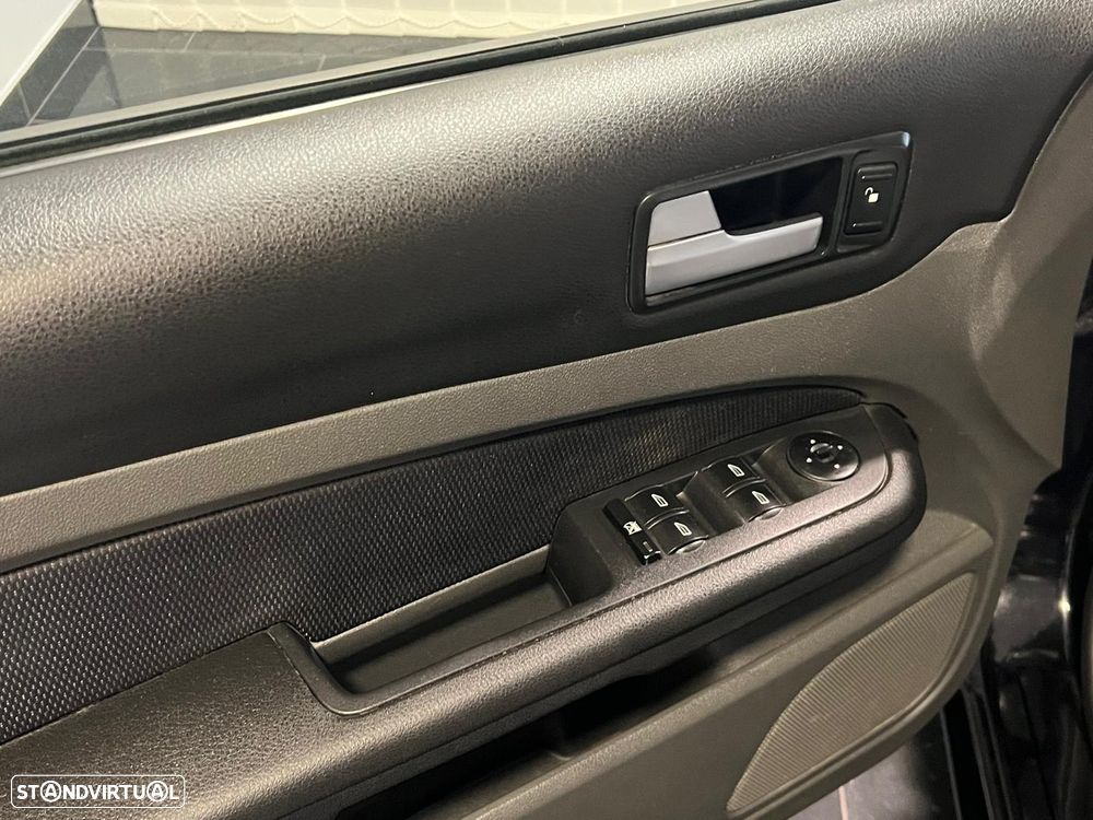 Ford Focus SW 1.6 TDCi Connec. - 15