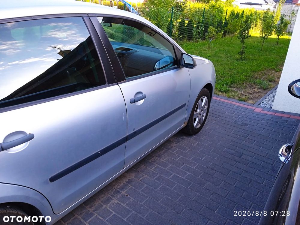 Volkswagen Polo 1.4 TDI Q-Line - 21