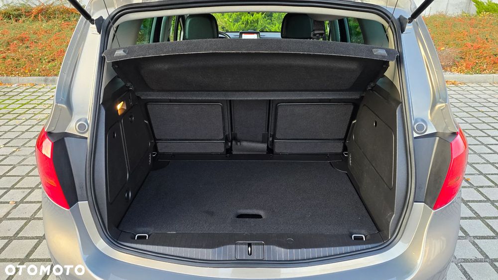 Opel Meriva - 28