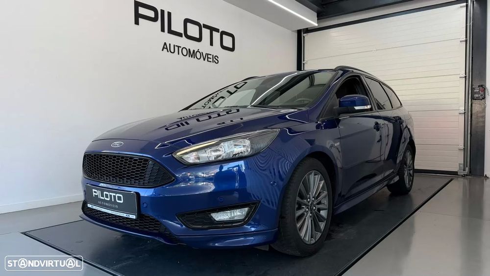 Ford Focus SW 1.0 EcoBoost ST-Line - 2