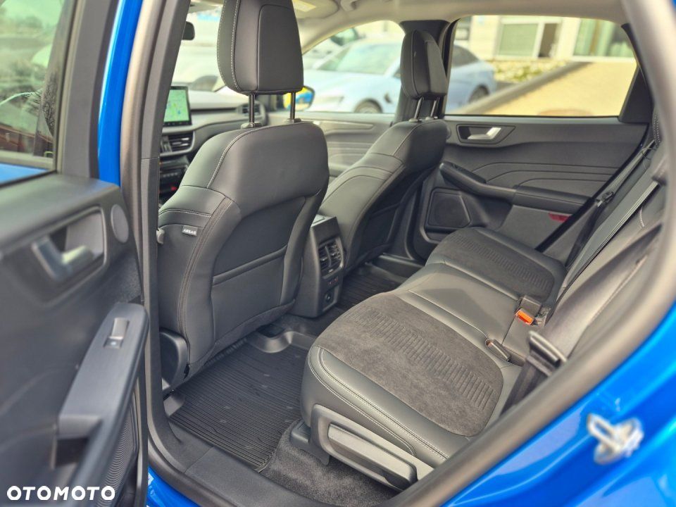 Ford Kuga - 13