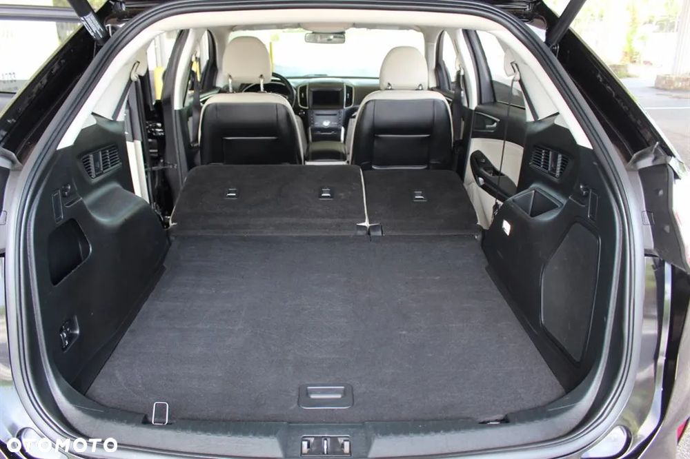Ford Edge - 21