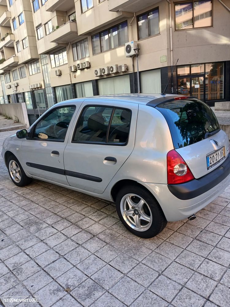 Renault Clio 1.2 16V Dynamique Luxe - 6