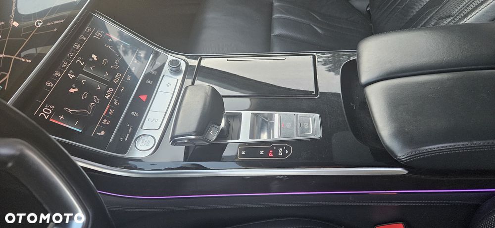 Audi A8 3.0 TDI Quattro - 35