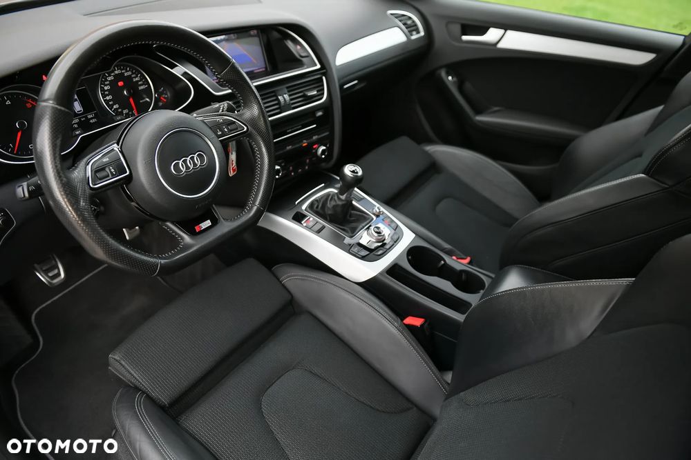 Audi A4 Avant 2.0 TDI quattro sport - 24