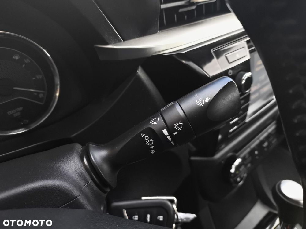 Toyota Corolla 1.6 Premium MS - 27