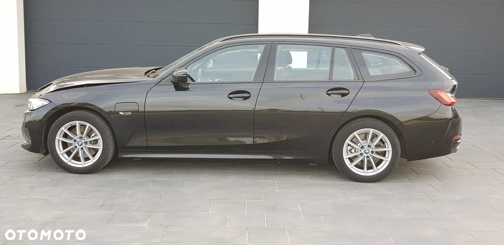 BMW Seria 3 320e M Sport - 5
