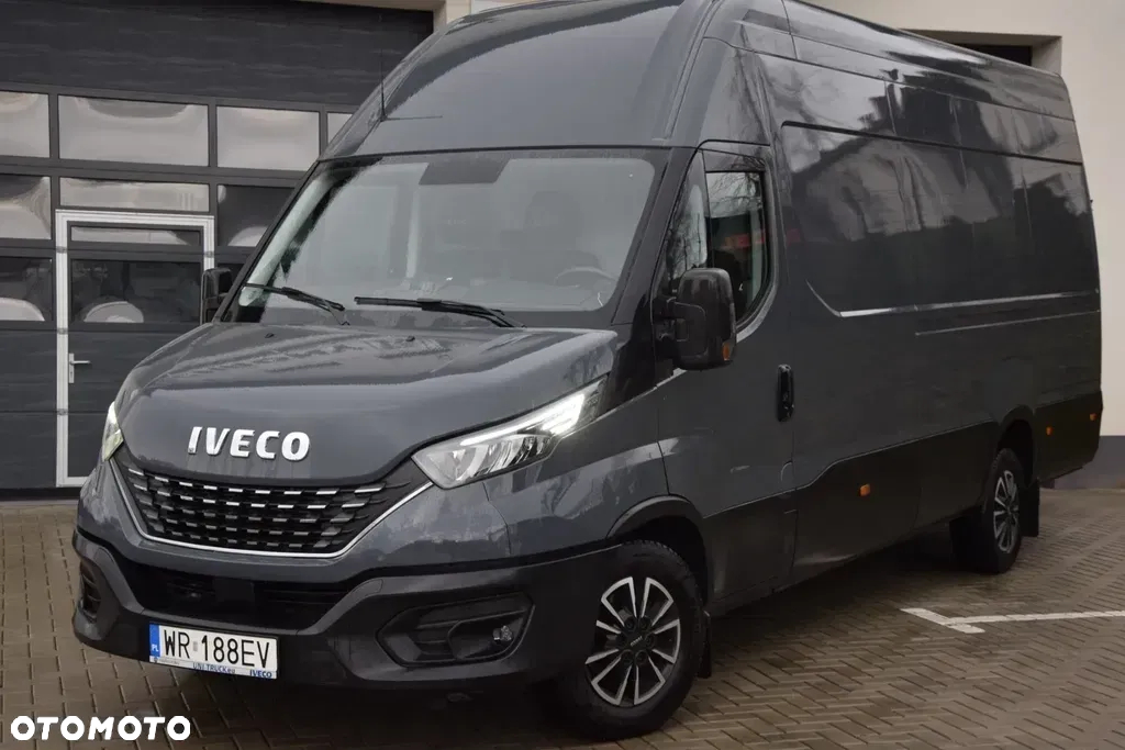 Iveco DAILY 35S18 Hi Matic  180Km 18M3 - 27
