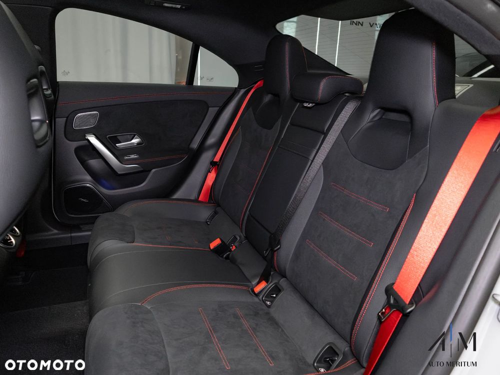 Mercedes-Benz CLA AMG 35 mHEV 4-Matic 8G-DCT - 22