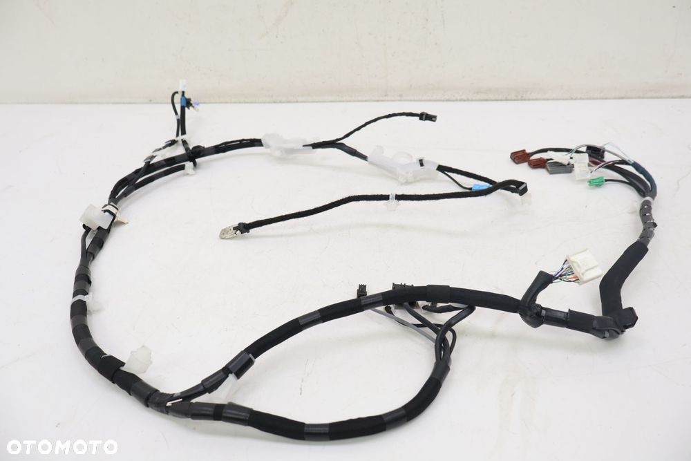 LEXUS LM II INSTALACJA AUDIO NAWIGACJA DESKI ROZDZIELCZEJ 86842-V2570 - 2