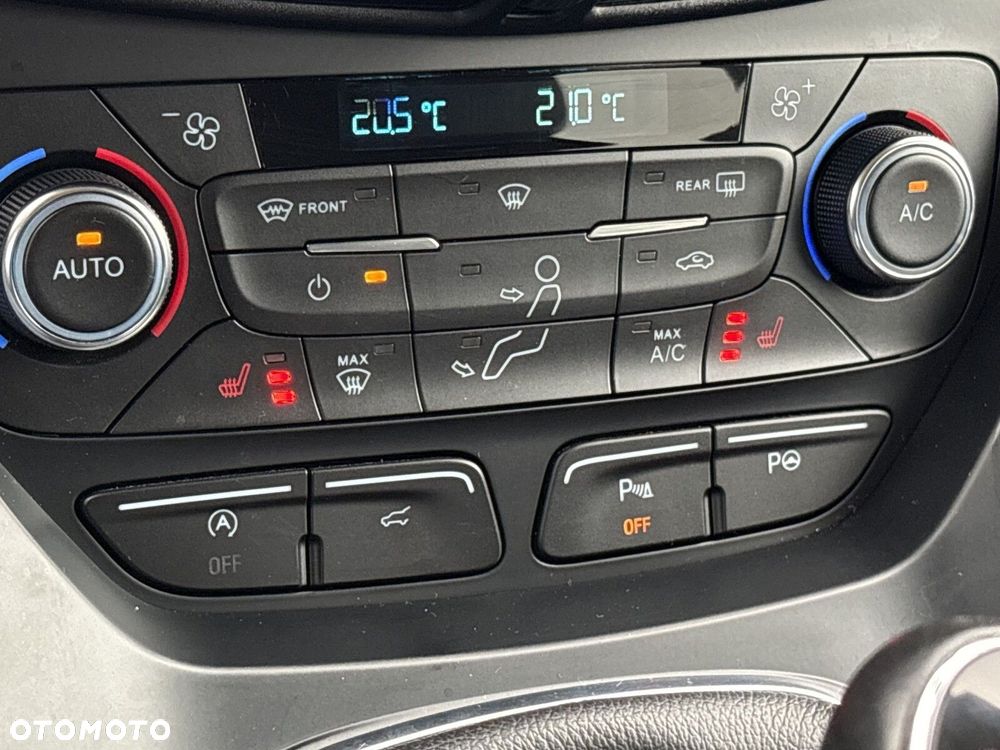 Ford Kuga 1.5 EcoBoost FWD Titanium - 28