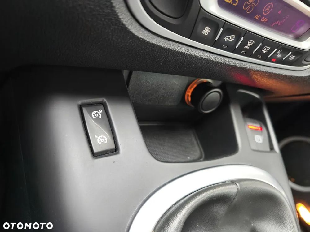 Renault Scenic 1.6 16V 110 LIMITED - 29