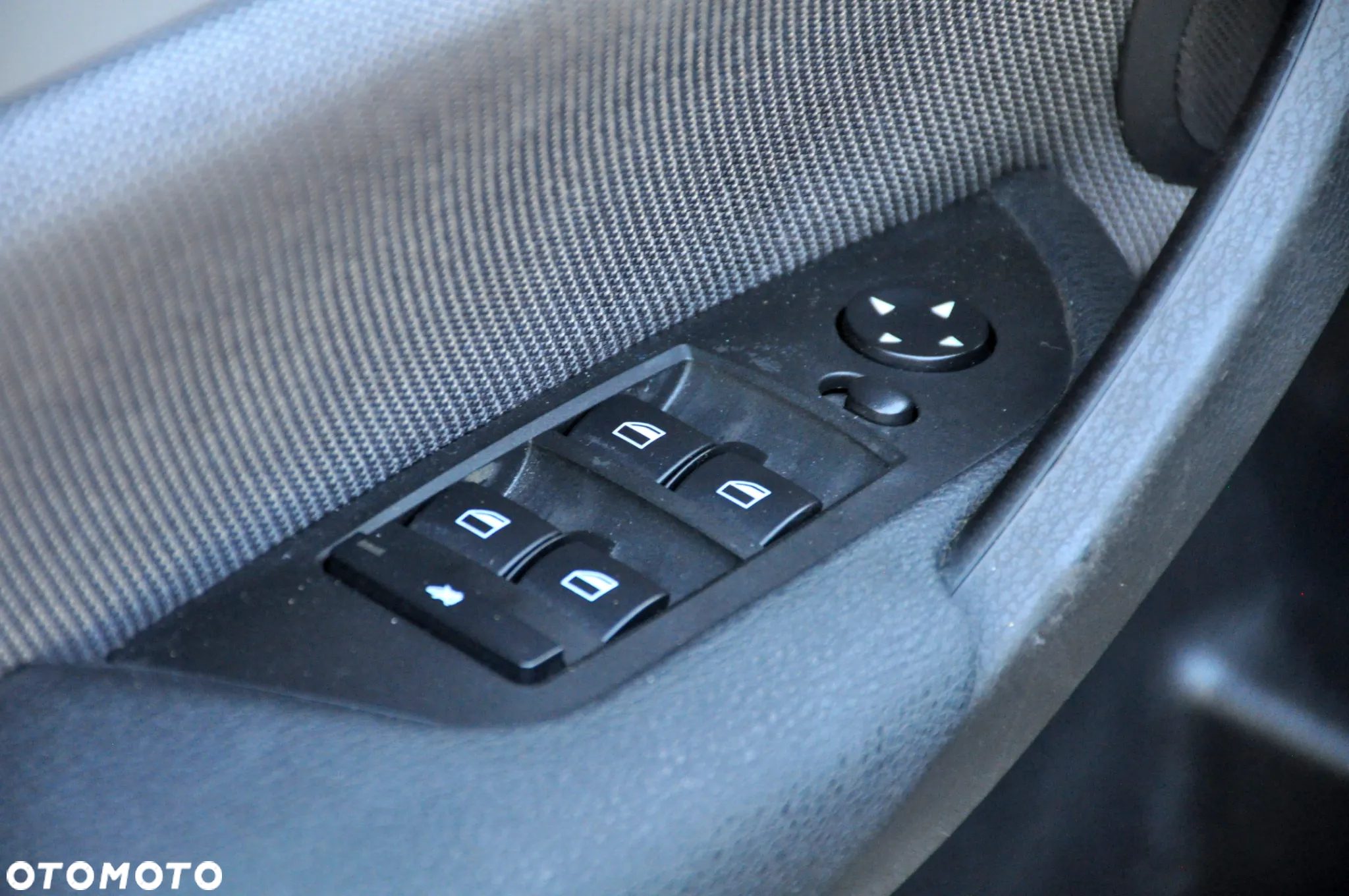 BMW X1 xDrive20d - 36