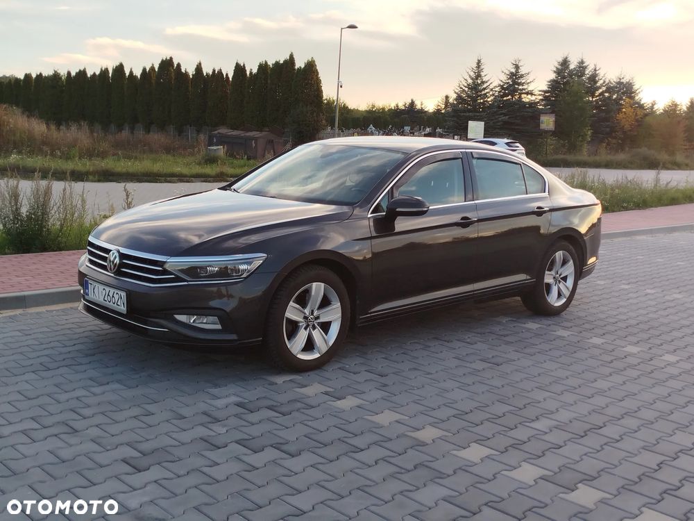 Volkswagen Passat 2.0 TSI Business DSG - 1