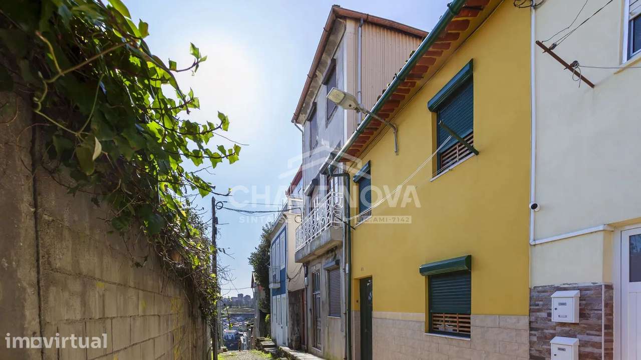 T1 Último Piso c/ Vistas no Bonfim (Porto) - Grande imagem: 2/19