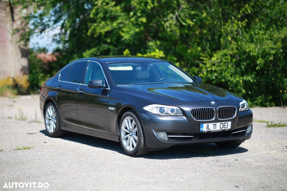 BMW Seria 5 525d xDrive - 3