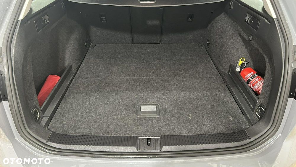 Volkswagen Passat 2.0 TDI EVO Business DSG - 11