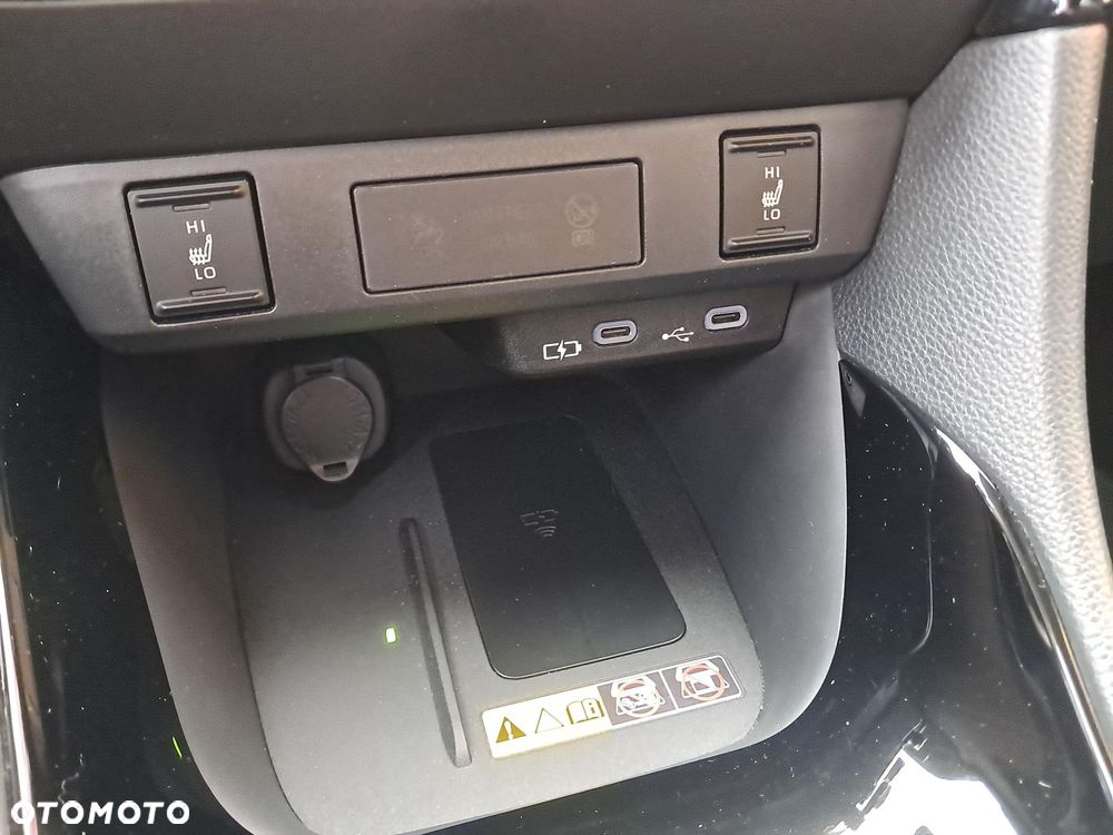 Toyota Yaris Hybrid 1.5 Style - 29