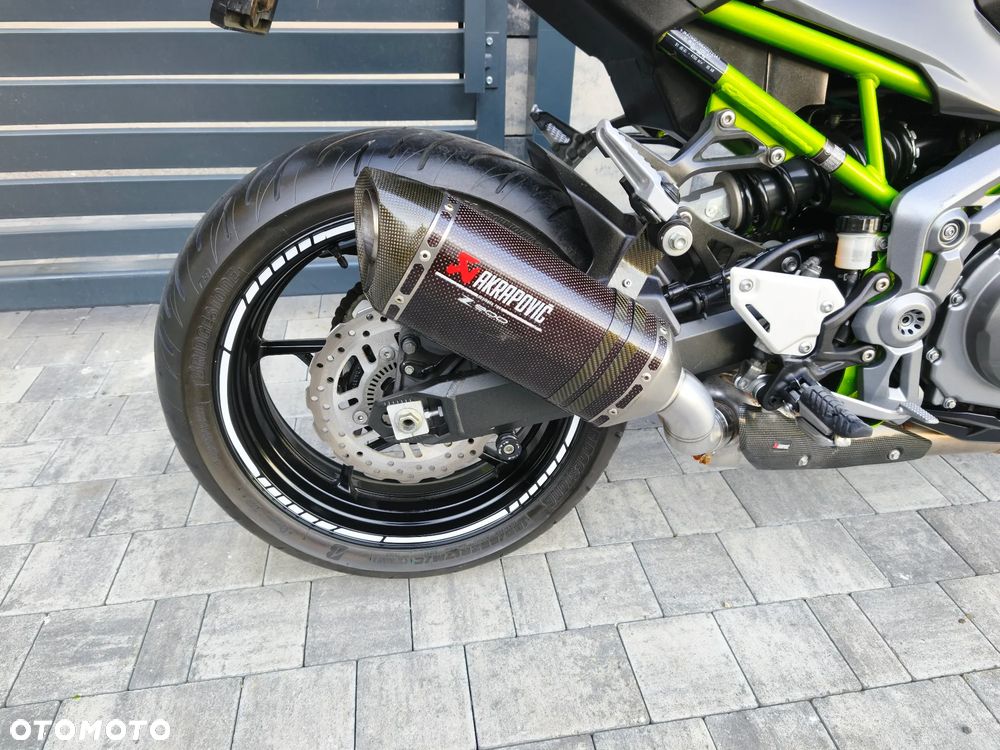 Kawasaki Z 900 - 23
