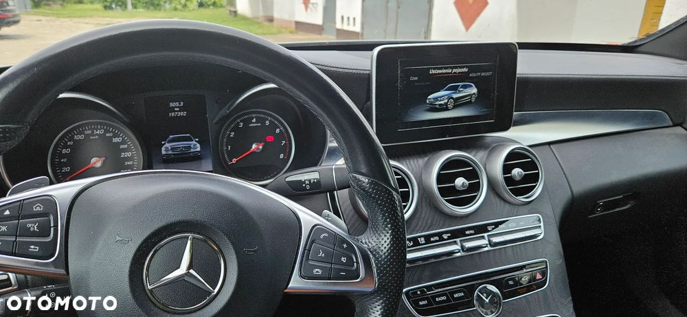 Mercedes-Benz Klasa C 250 7G-TRONIC - 24