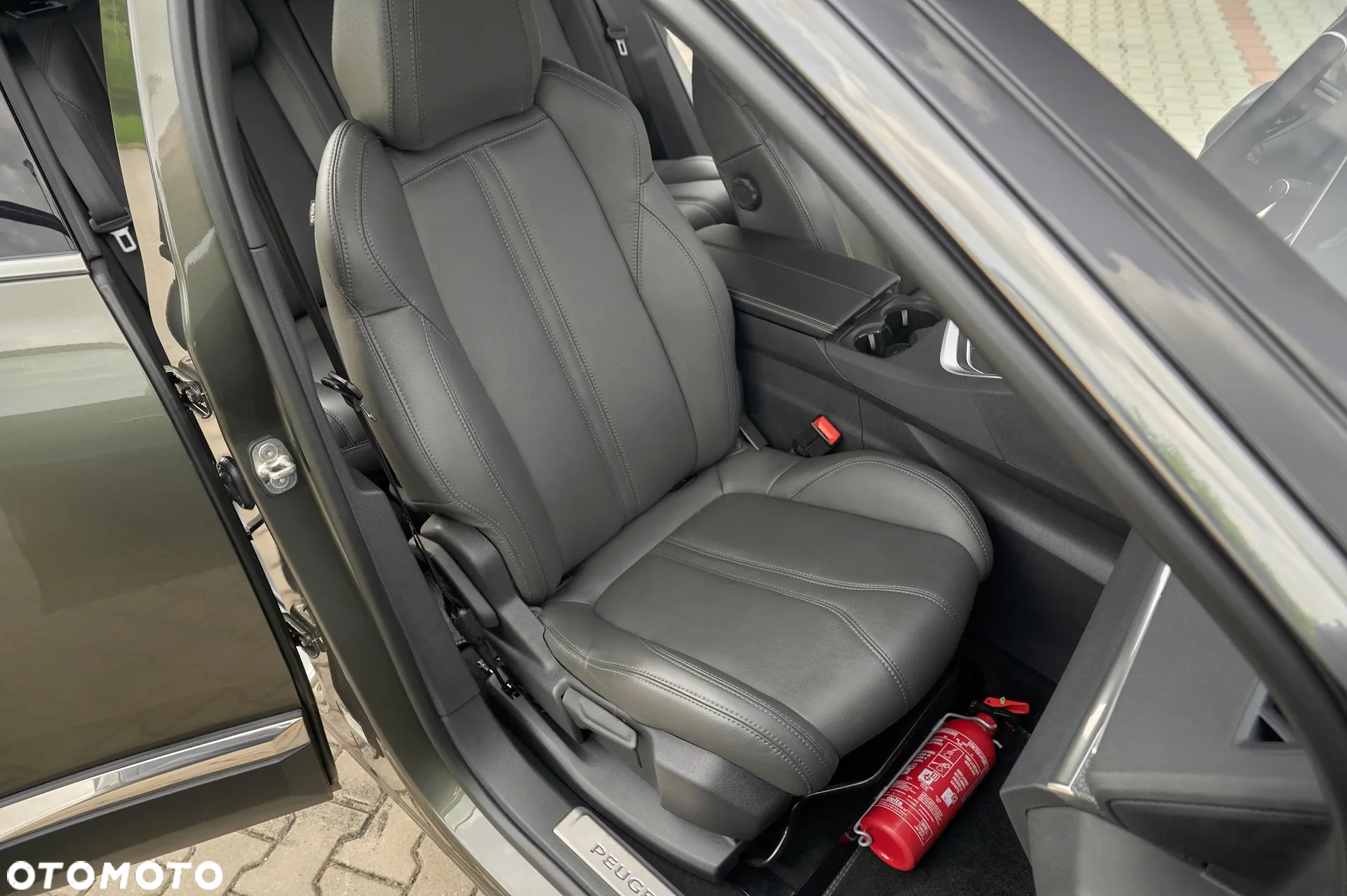 Peugeot 3008 2.0 BlueHDi Allure S&S - 24