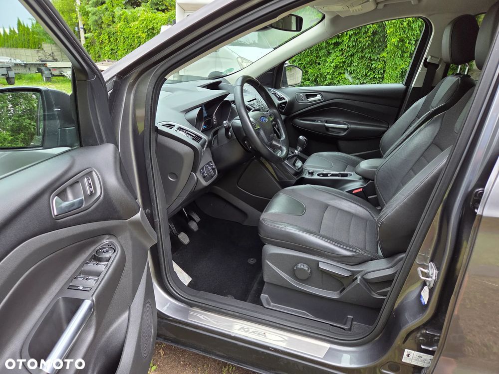 Ford Kuga 2.0 TDCi 4x4 Titanium - 6