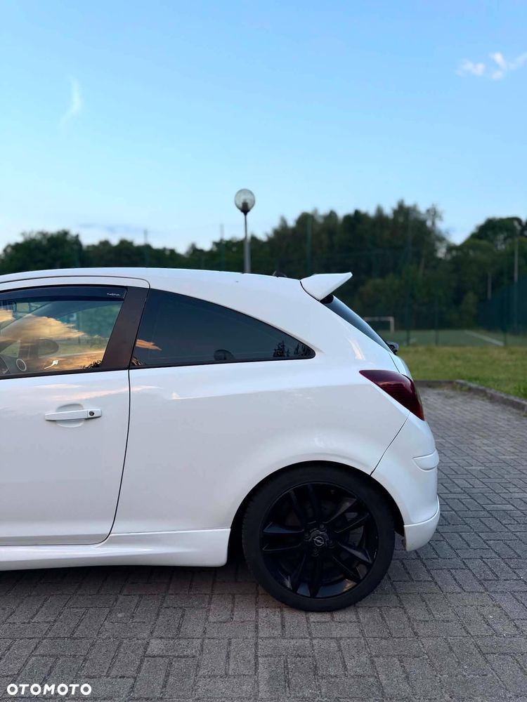 Opel Corsa 1.4 16V Enjoy - 4