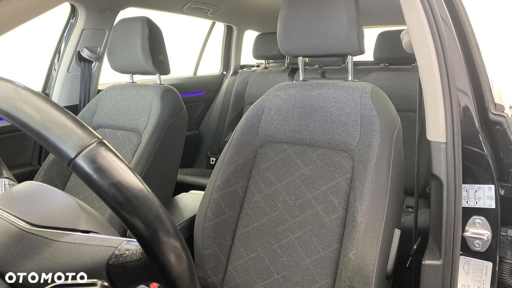 Volkswagen Golf 2.0 TDI Life - 17