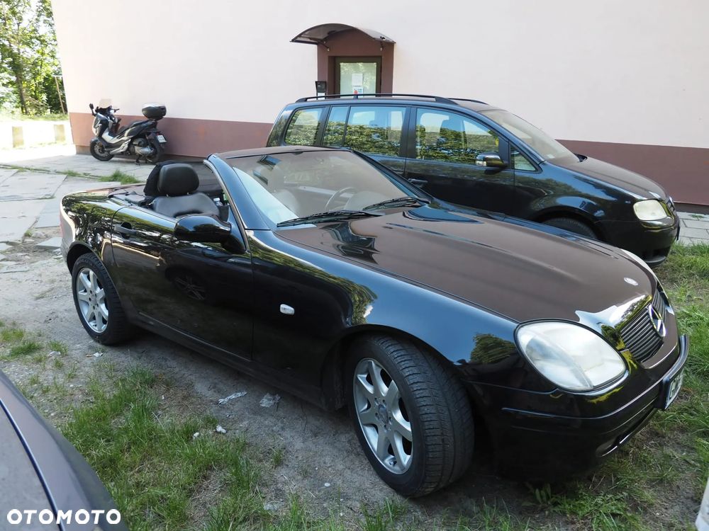 Mercedes-Benz SLK 200 - 18