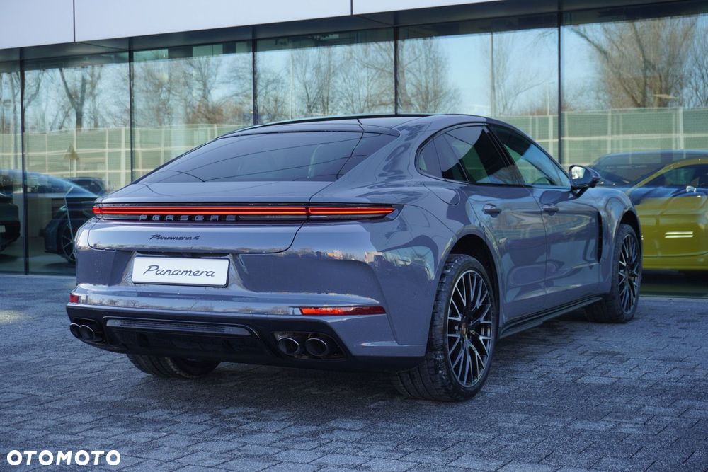 Porsche Panamera 4 - 5