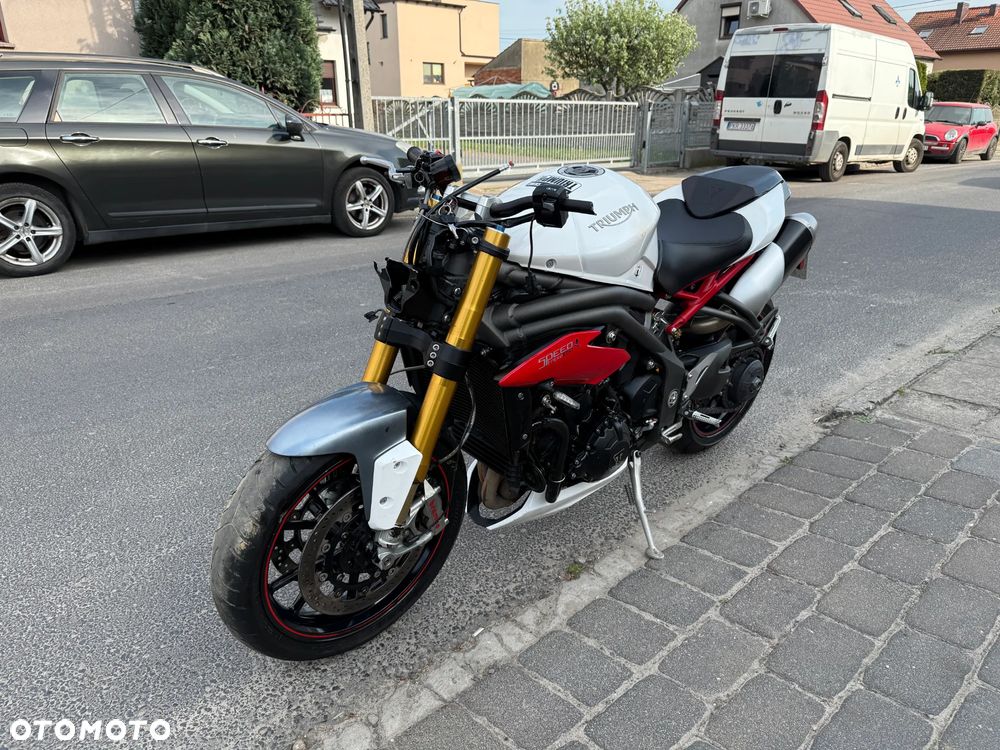 Triumph Speed Triple - 2
