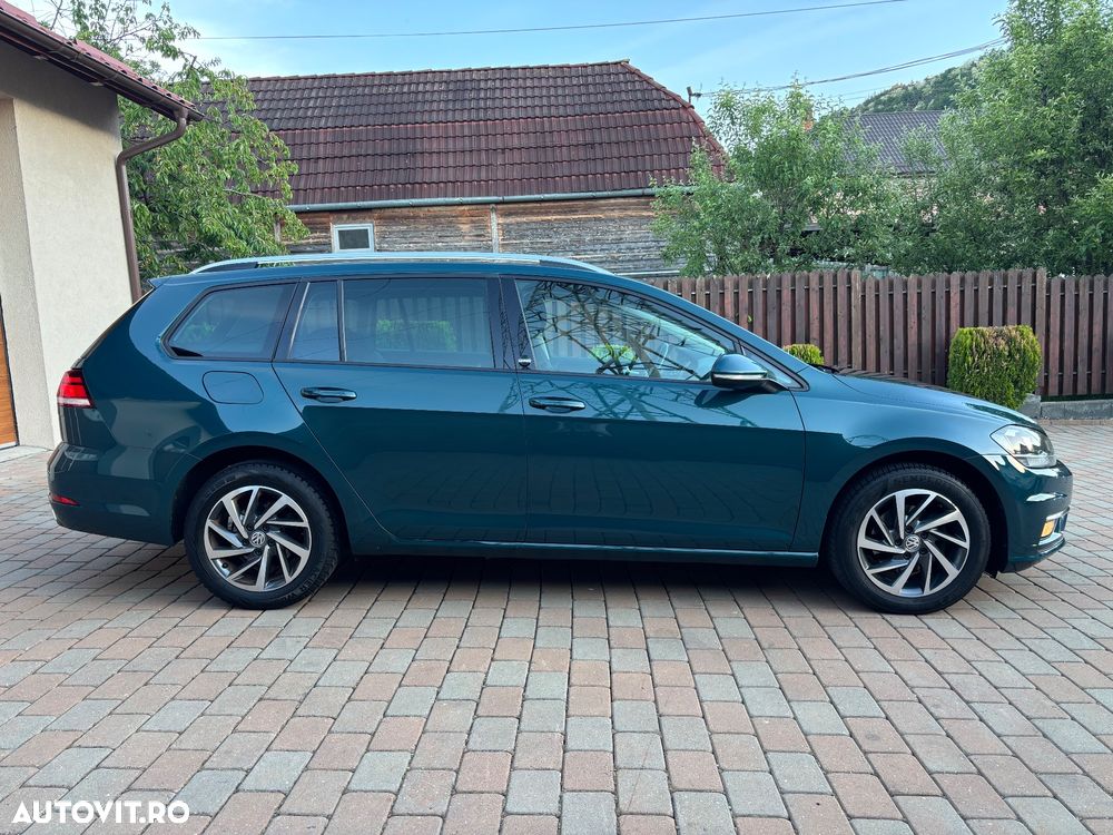 Volkswagen Golf 1.6 TDI DSG Sound - 10