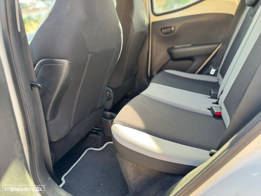 Toyota Aygo 1.0 X-Play - 15