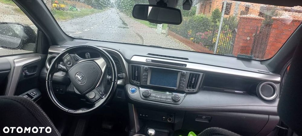 Toyota RAV4 Hybrid Premium 4x2 - 8