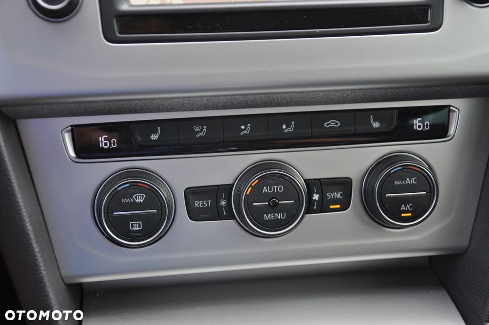 Volkswagen Passat 2.0 TDI BMT Highline DSG - 19
