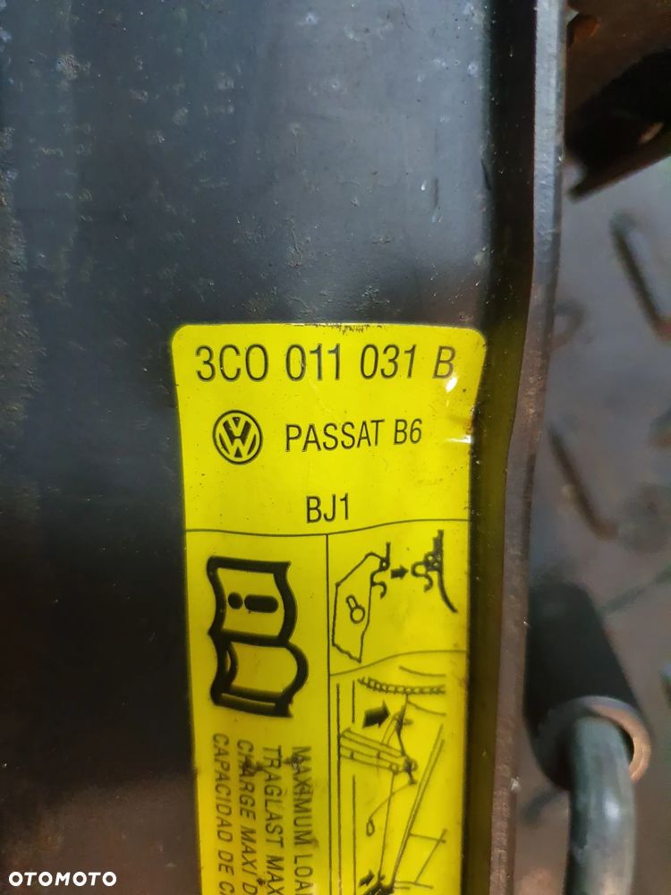 PODNOŚNIK LEWAREK VW PASSAT B6 3C0011031B - 3