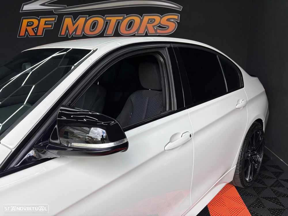 BMW 320 d Auto Pack M - 18