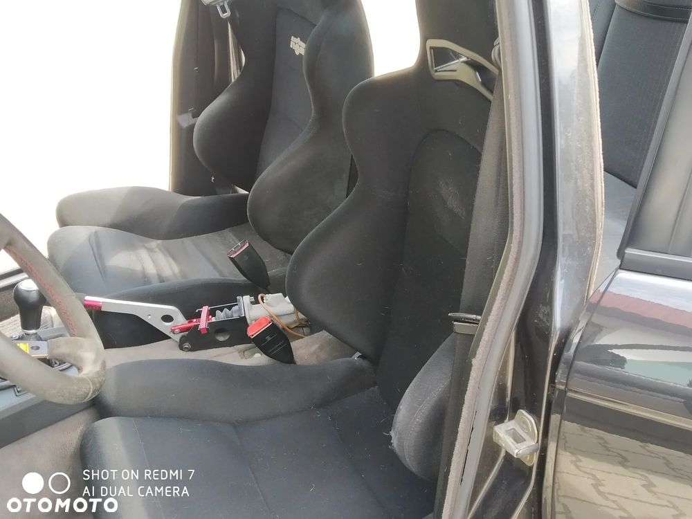 BMW Seria 3 325i - 9