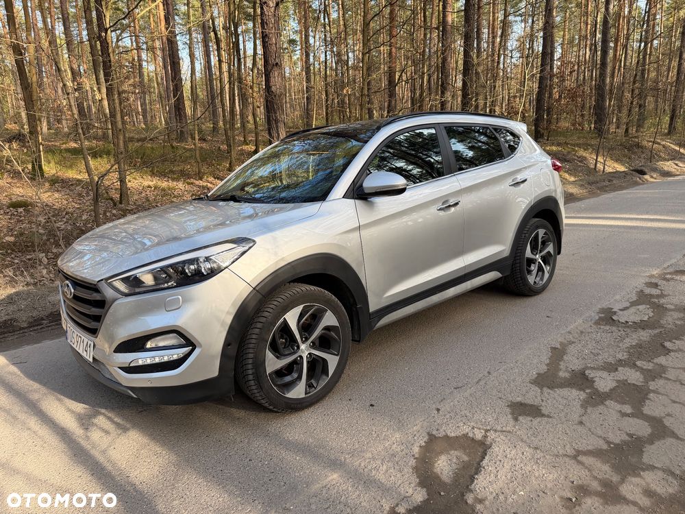 Hyundai Tucson 2.0 CRDI 4WD Automatik Style - 1