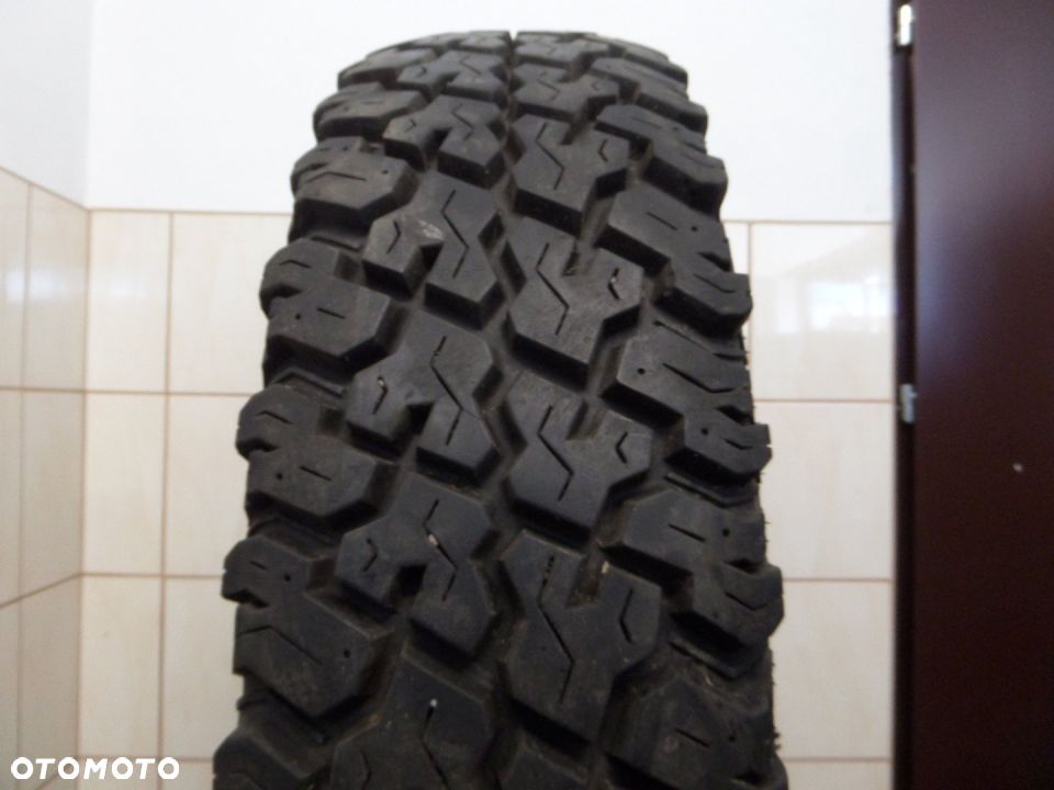 LT235/80 R17 120/117Q Cooper Discoverer S/T 11,5mm - 1
