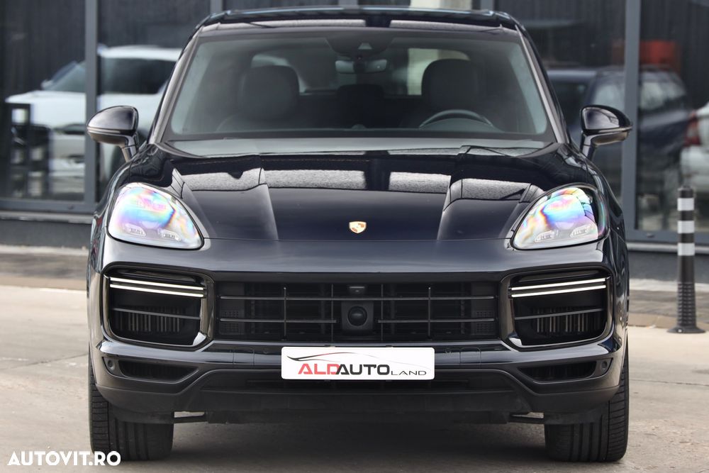 Porsche Cayenne Turbo - 37