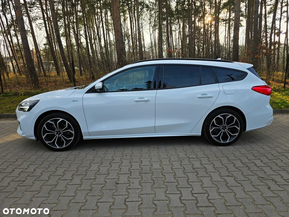 Ford Focus 1.5 EcoBoost ST-Line - 27
