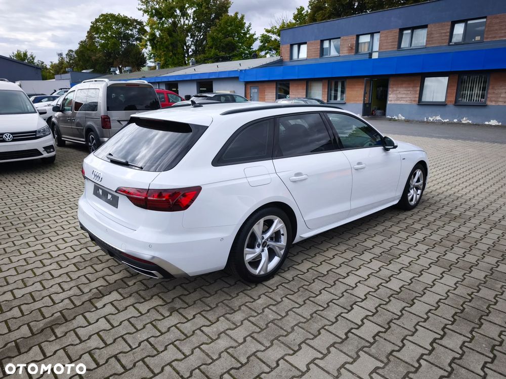 Audi A4 - 5