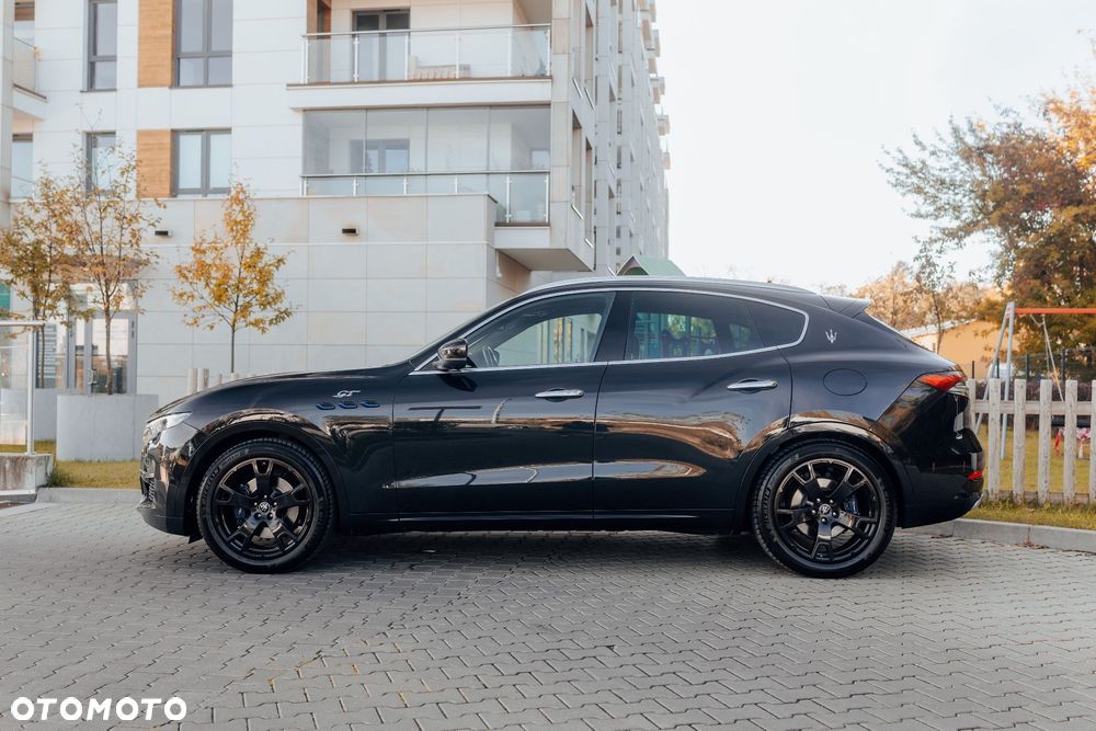 Maserati Levante - 3