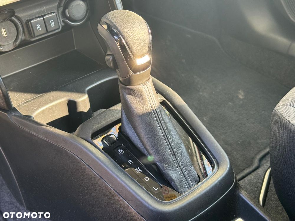 Suzuki Swift 1.2 Dualjet SHVS Premium Plus CVT - 15