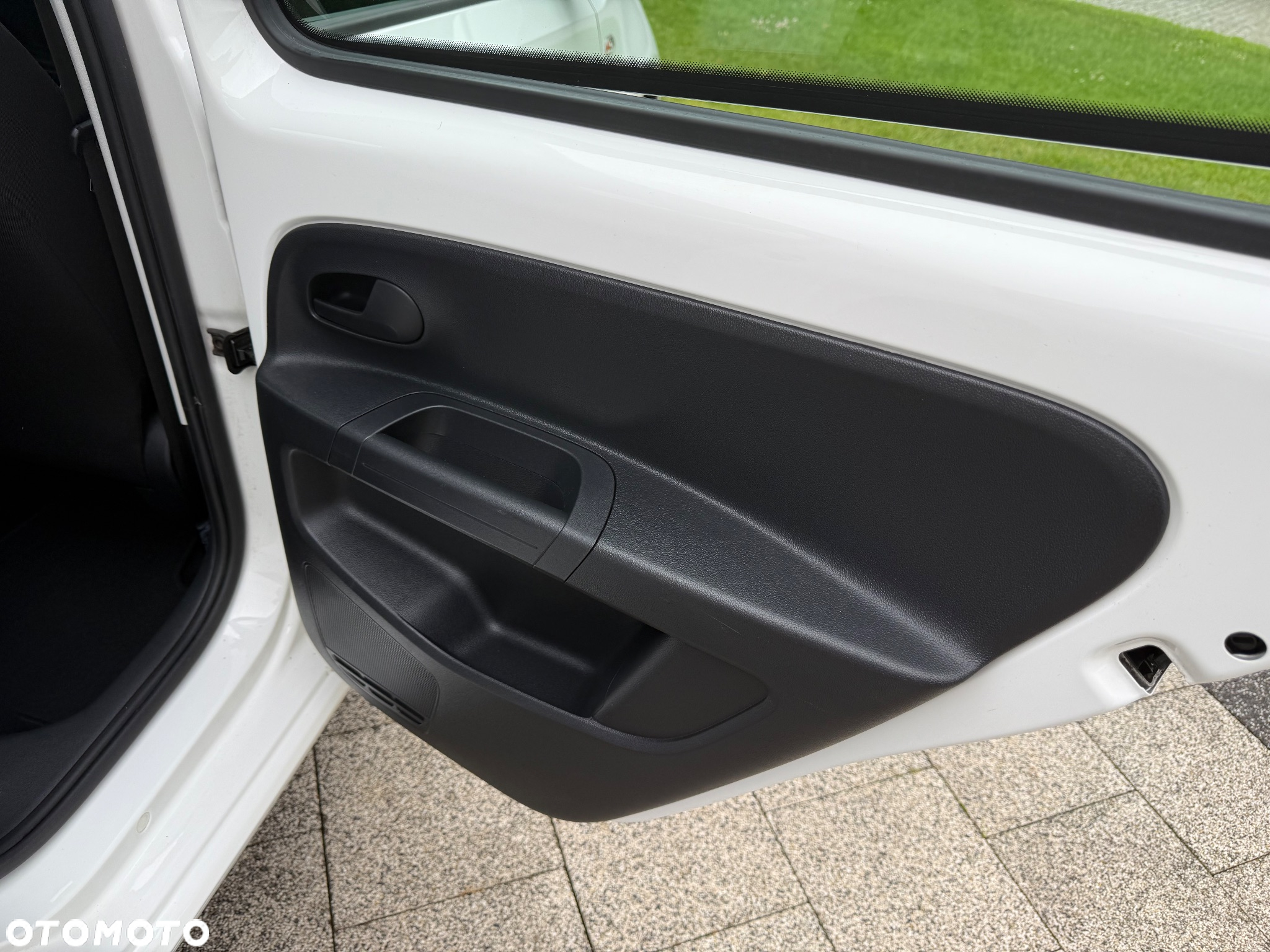 Skoda Citigo 1.0 MPI Cool Edition - 12