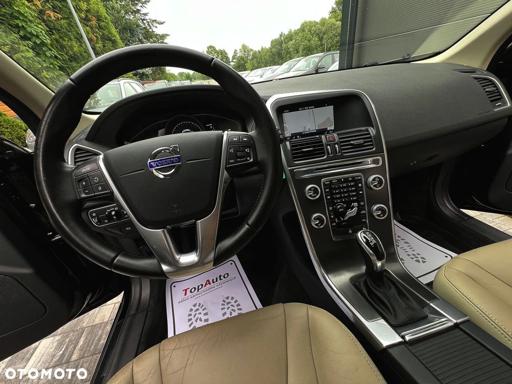 Volvo XC 60 D3 Geartronic Momentum - 30