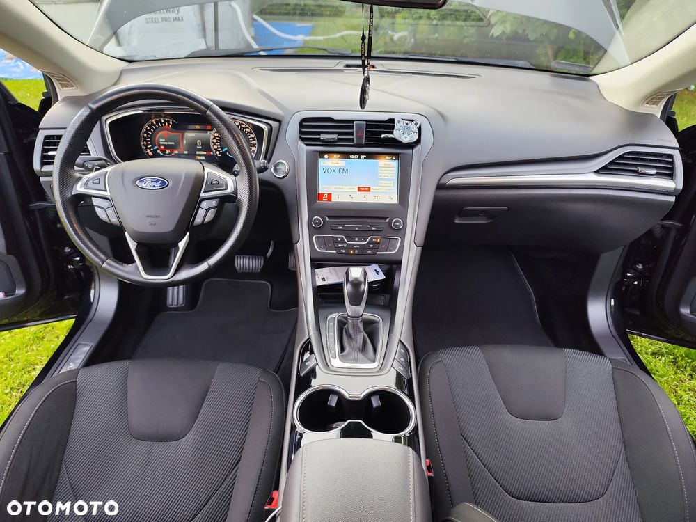 Ford Mondeo 2.0 TDCi Titanium PowerShift - 11